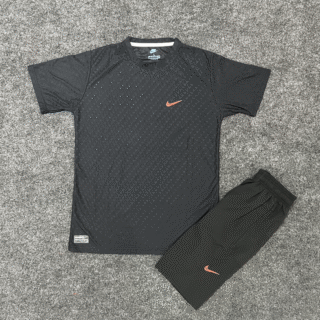 طقم تيشرت و شورت نايك (اسود)