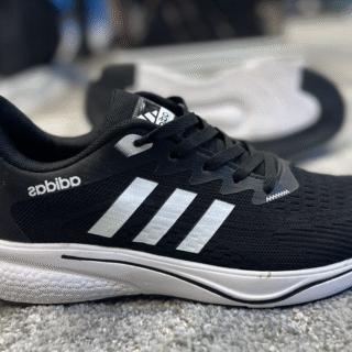 كوتشي اديداس فيتنامي مستورد (اسود فى ابيض)