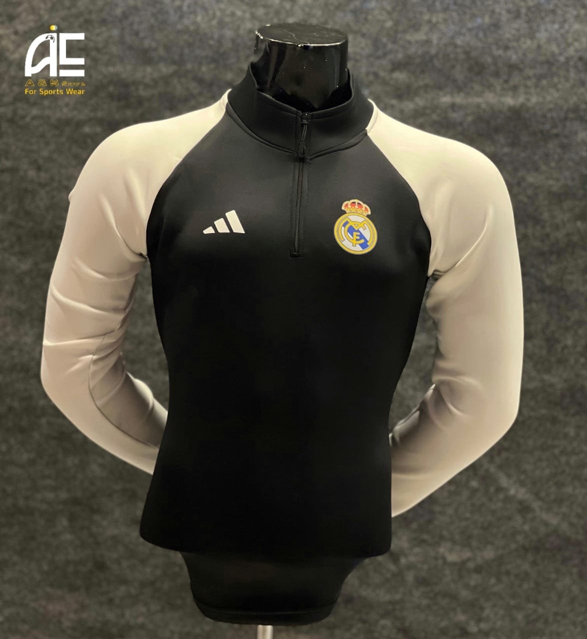 تراك ريال مدريد “اسود فى ابيض”