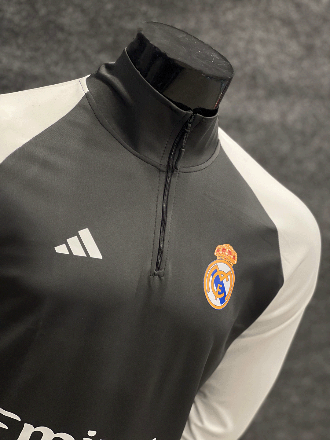 تراك ريال مدريد “رصاصى غامق فى ابيض” - الصورة 3