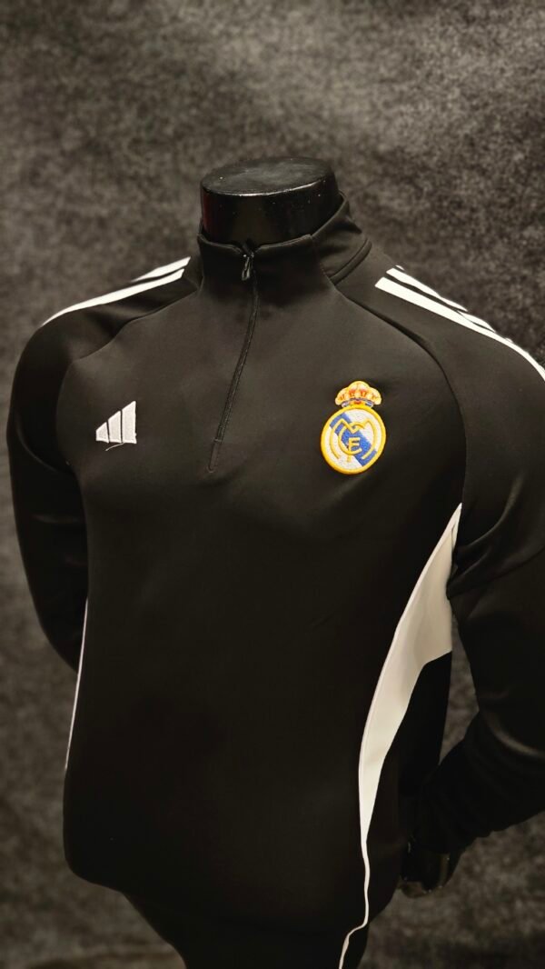 ⁦تراك توب ريال مدريد "اسود فى ابيض"⁩ - الصورة ⁦3⁩